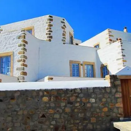 Villa Artemis *